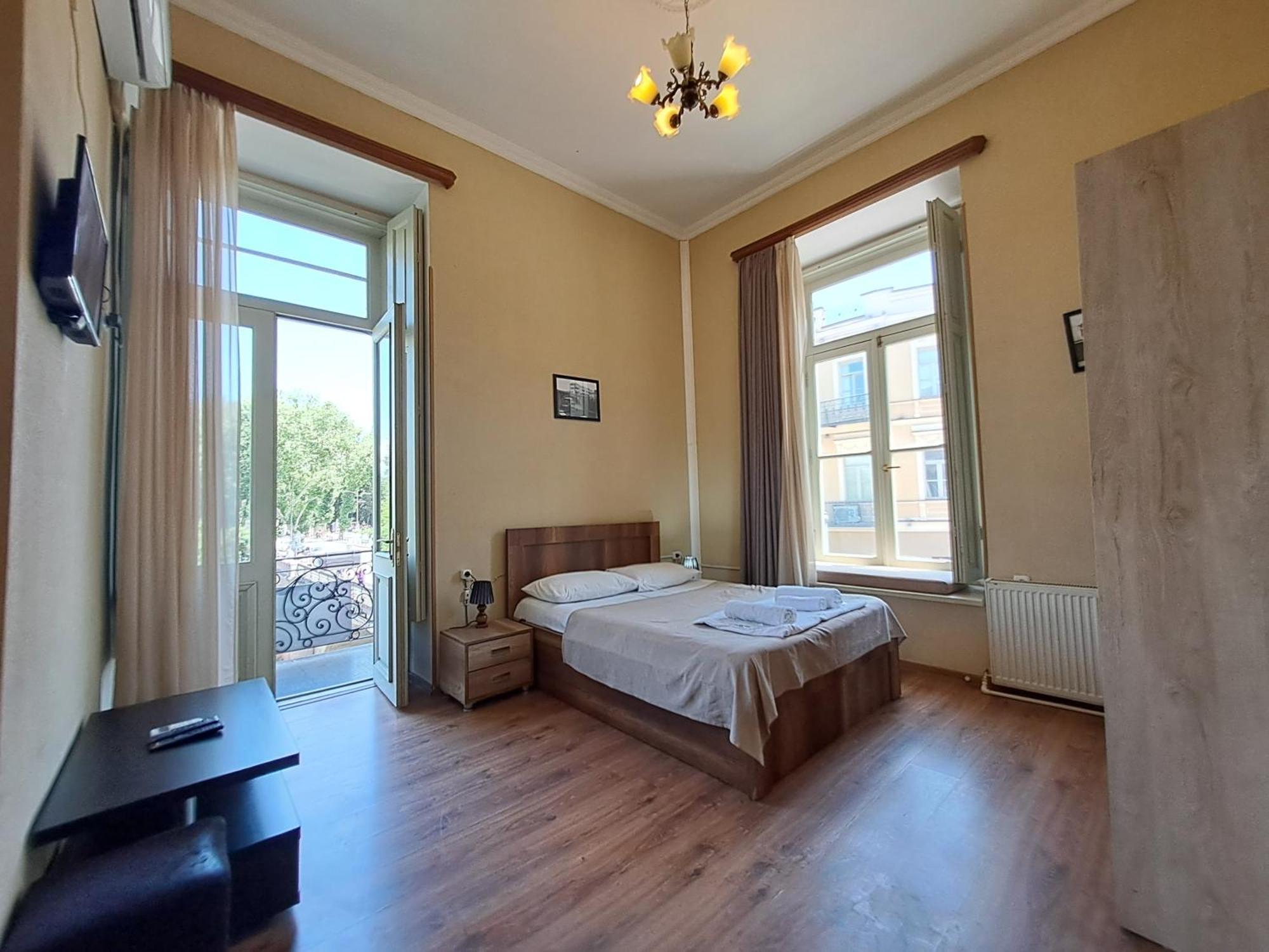 Hotel Eldorado Tbilisi ภายนอก รูปภาพ