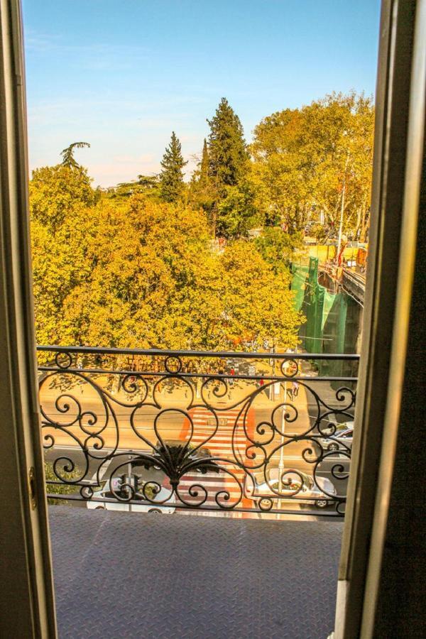 Hotel Eldorado Tbilisi ภายนอก รูปภาพ